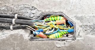 Ремонт электропроводки в Новотроицке в октябре